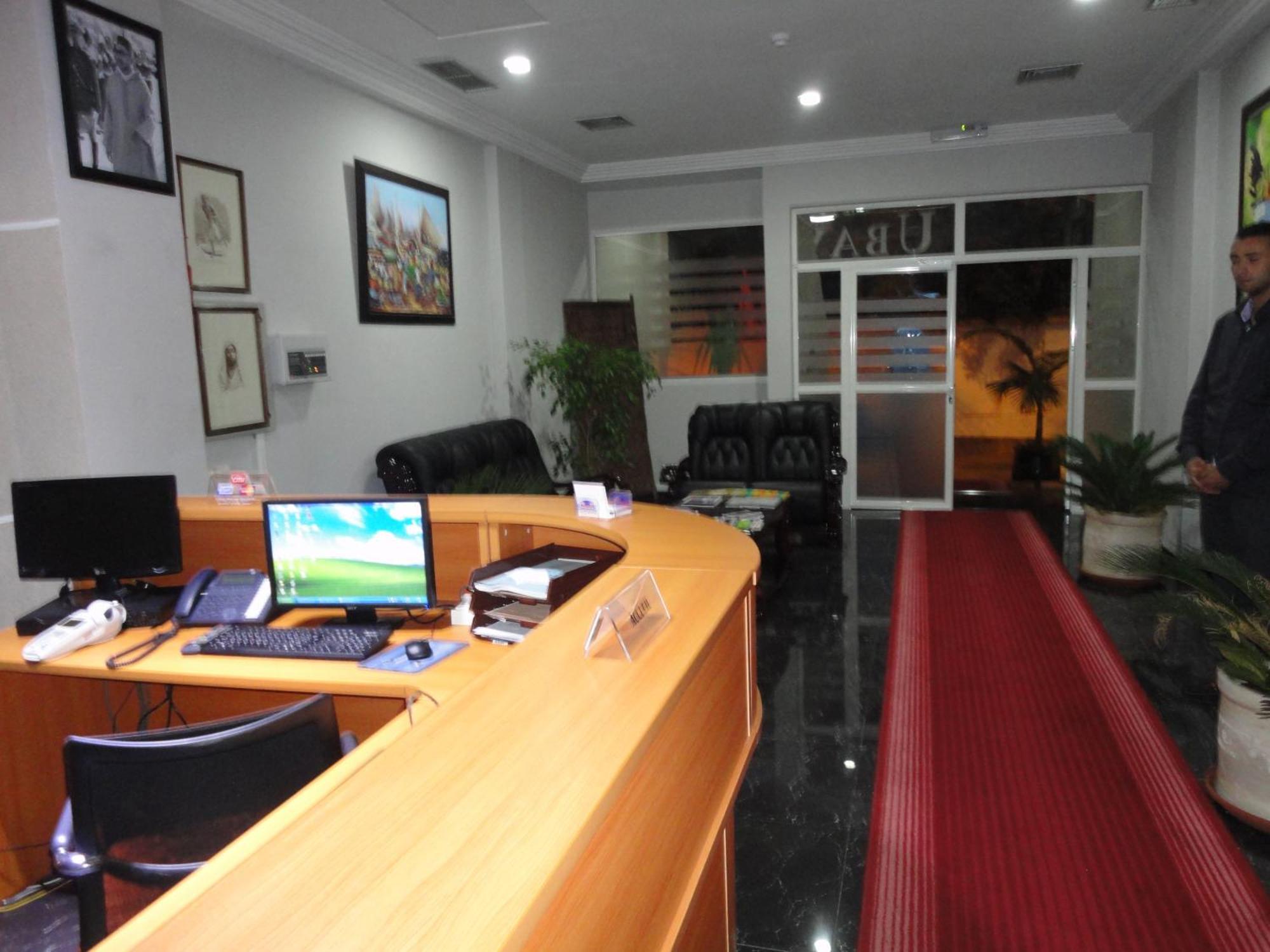 Ubay Hotel Rabat Buitenkant foto