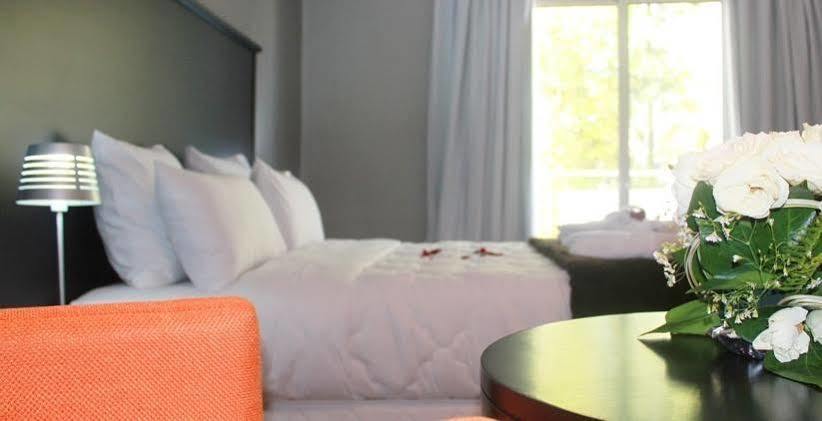 Ubay Hotel Rabat Buitenkant foto